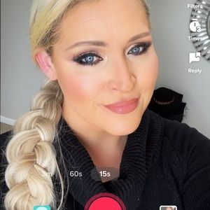 Meet your Posher, Crystal